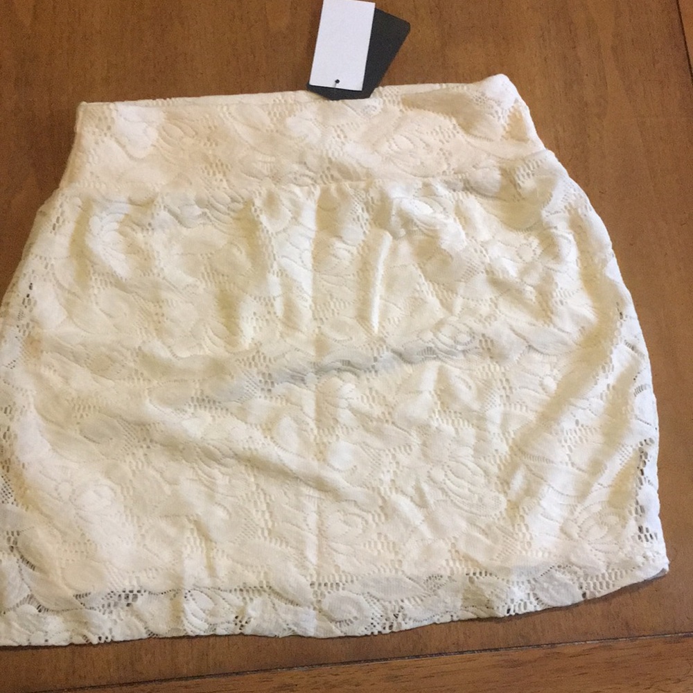 White Lace skirt